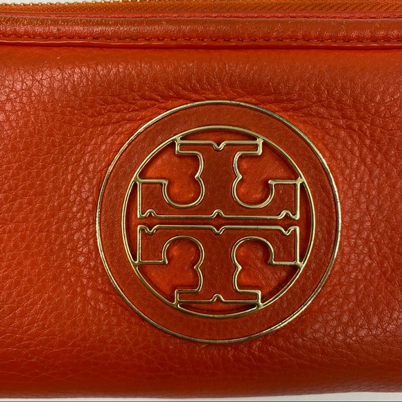 Tory Burch Amanda Zip Around Continental Wallet in Orange - Picture 9 of 11